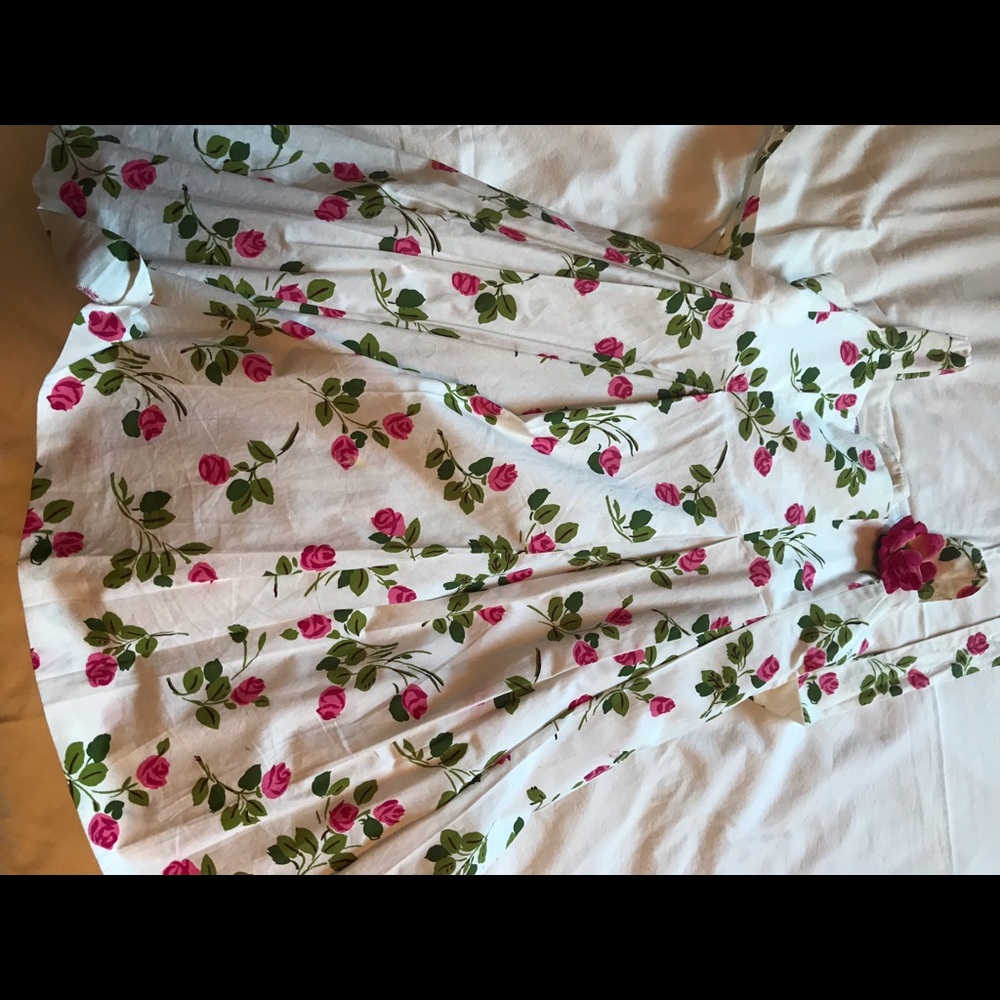 Girls size 6 summer dress